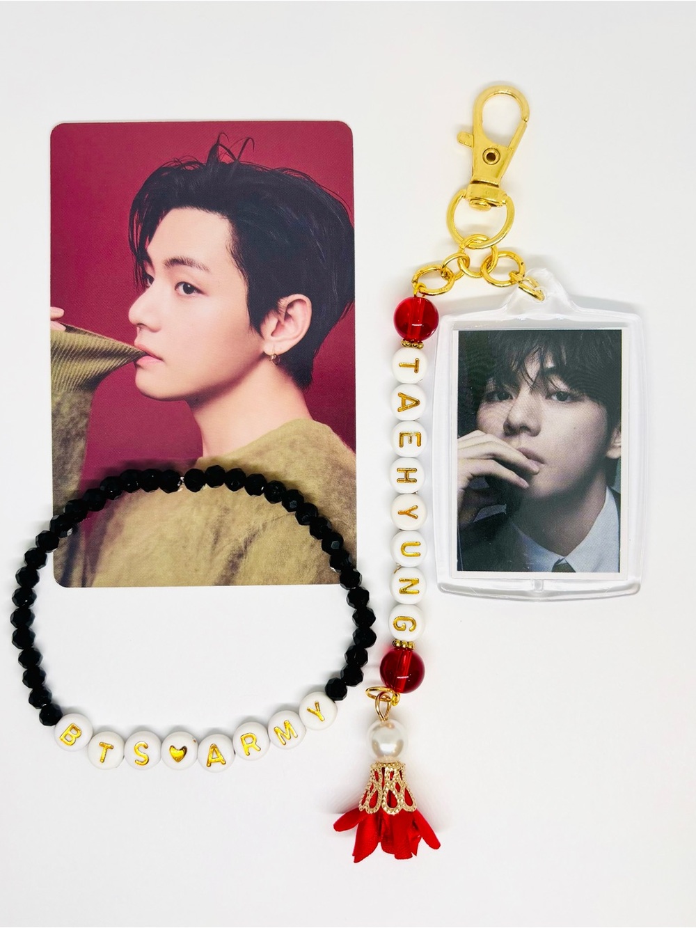 (3pcs) BTS V TAEHYUNG PHOTO KEYCHAIN BRACELET PHOTO CARD BUNDLE